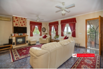 Las Comunicaciones San Miguel de Salinas detached villa for sale-56