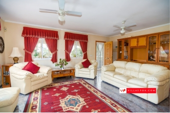 Las Comunicaciones San Miguel de Salinas detached villa for sale-48