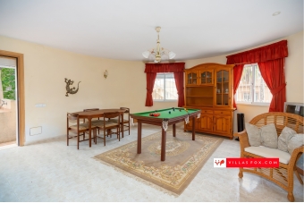 Las Comunicaciones San Miguel de Salinas detached villa for sale-59