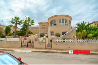 Las Comunicaciones San Miguel de Salinas detached villa for sale-65