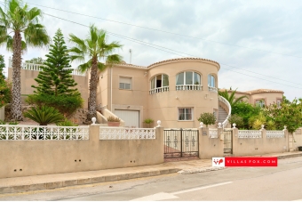 Las Comunicaciones San Miguel de Salinas detached villa for sale-70