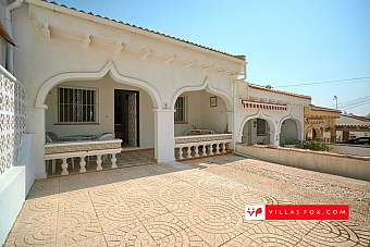 1510, 2-bedroom townhouse with front and rear garden, underbuild and solarium, Balcón de la Costa Blanca