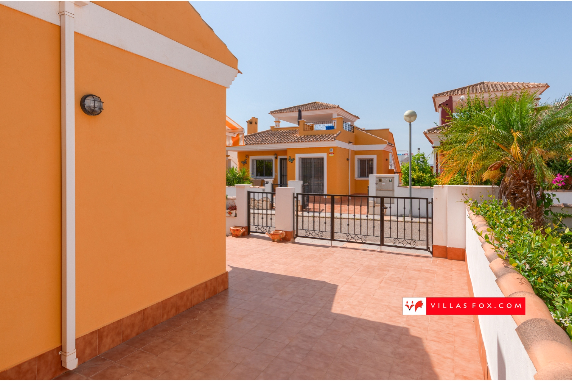 Laguna Green I Entre Naranjos detached villa for sale-40