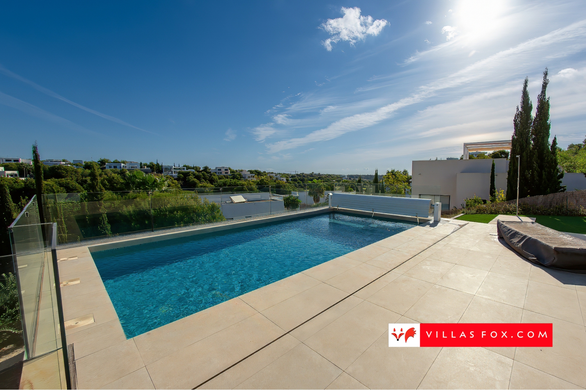 Продається розкішна вілла Las Colinas Country Club Golf Resort-175