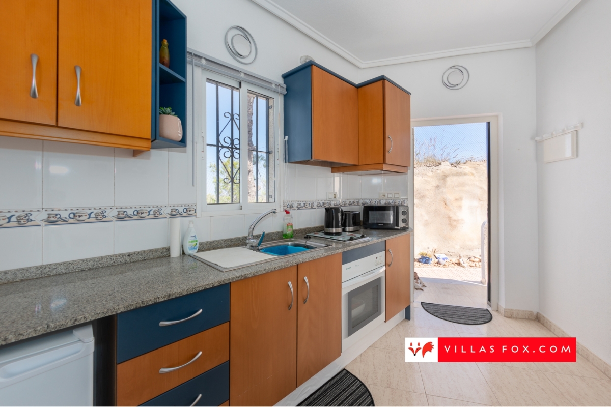 Los Pinos ground-floor studio apartment, San Miguel de Salinas-07 Los Pinos ground-floor studio apartment, San Miguel de Salinas-07