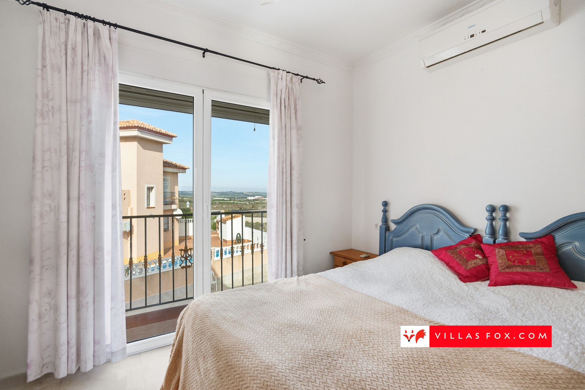 Вілла Торрестрелла-82 Вілла Торрестрелла-82