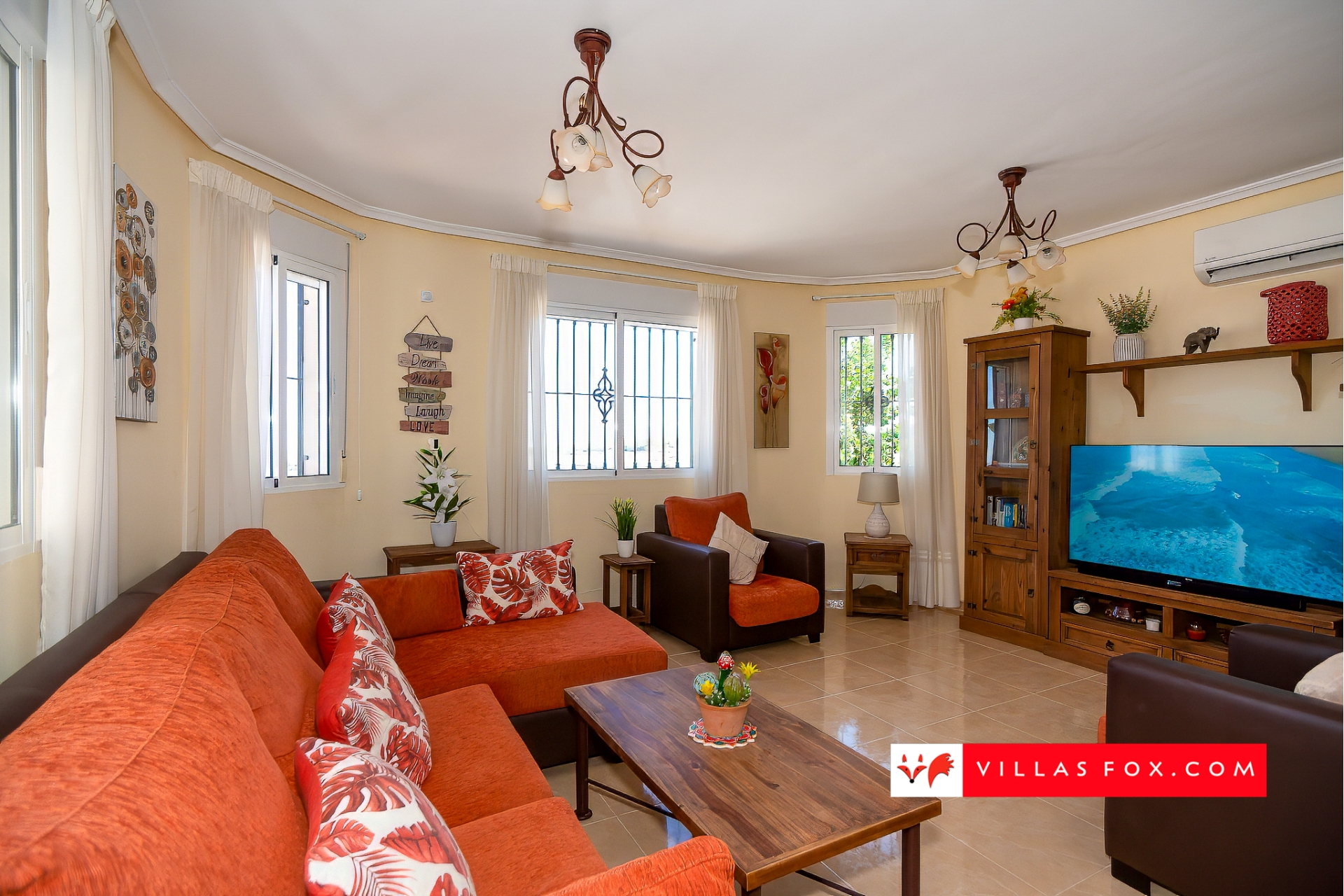 Продається окрема вілла Residencial Los Alcores San Miguel de Salinas-03