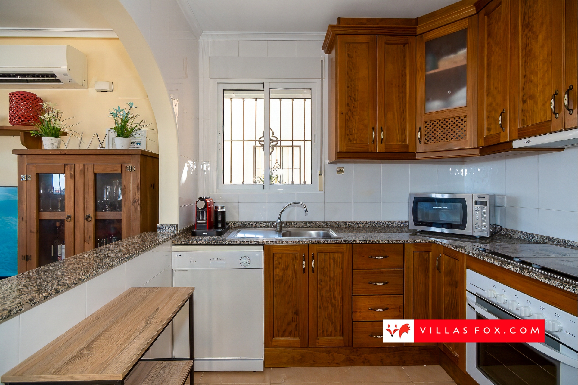 Продається окрема вілла Residencial Los Alcores San Miguel de Salinas-04