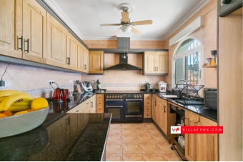 San Miguel de Salinas Las Comunicaciones 5-bedroom luxury villa for sale-26