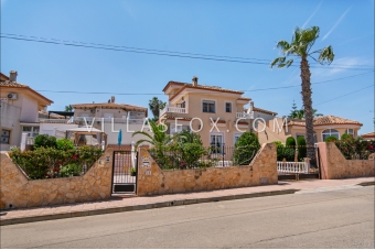 Torrestrella villa for sale San Miguel de Salinas-51
