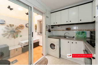 San Miguel de Salinas ground-floor apartment town centre-13