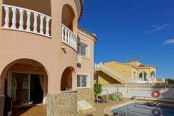 Luxury Spanish villa for sale-47