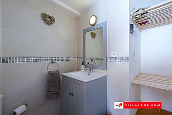 Luxury Spanish villa for sale-50