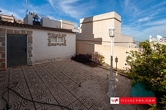 San Miguel de Salinas ground-floor apartment with garden-18