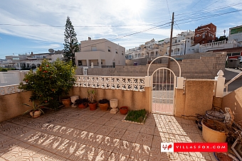 San Miguel de Salinas ground-floor apartment with garden-23