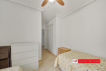 San Miguel de Salinas top-floor apartment with solarium for sale-14