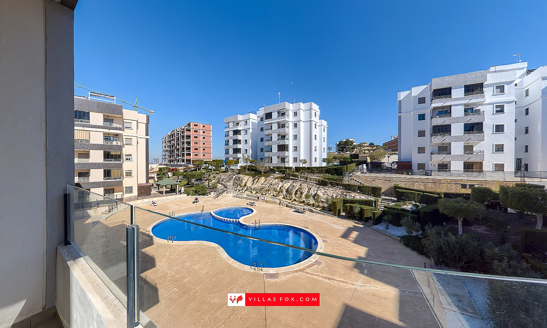Res. Angelina 2nd floor modern apartment facing pool, San Miguel de Salinas