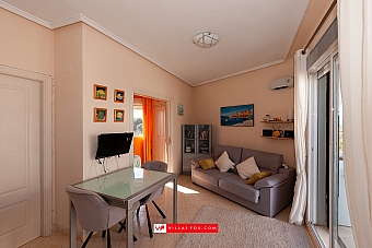 Los Pinos upper floor studio apartment with large terrace, San Miguel de Salinas