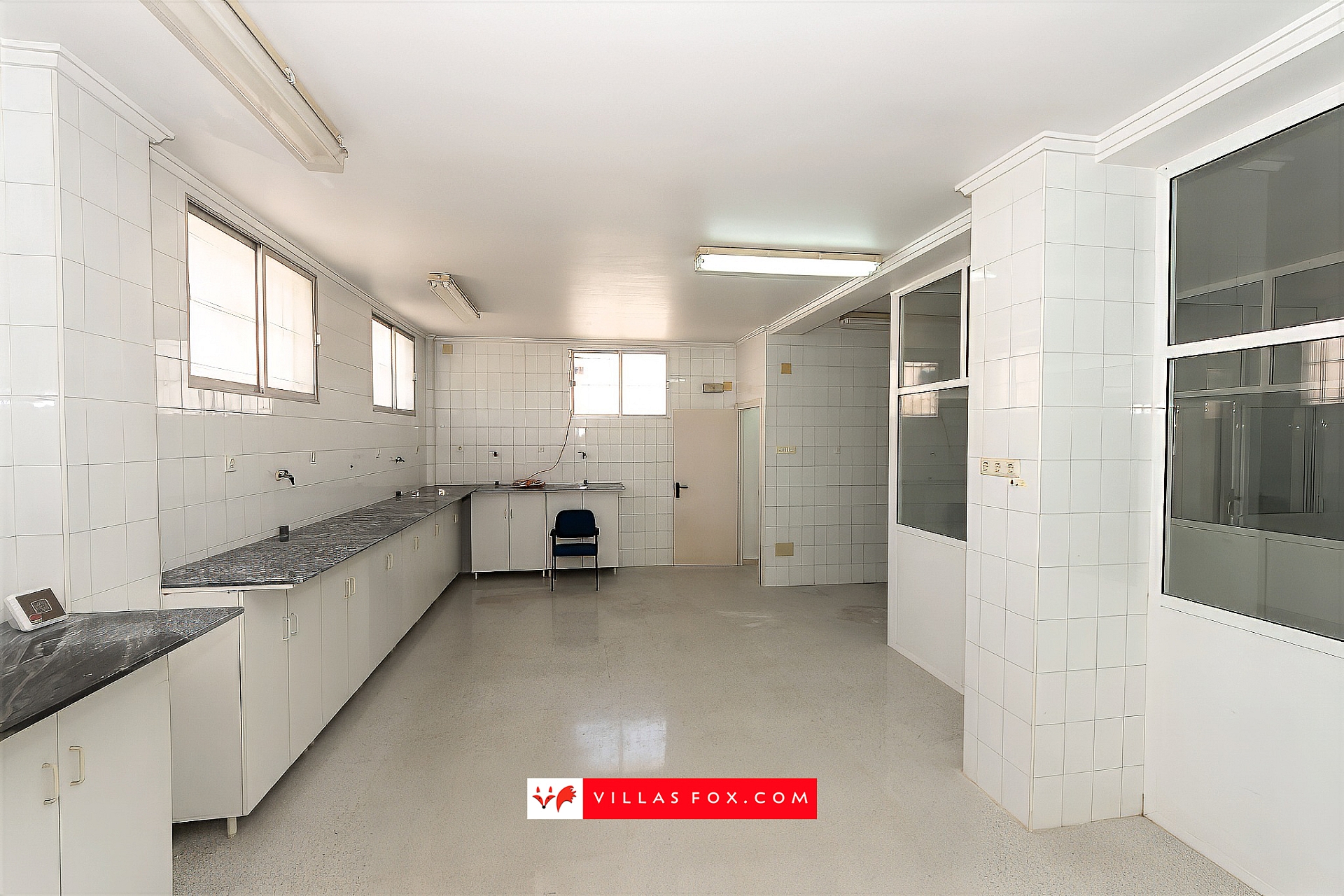 San Miguel de Salinas local commercial business premises for sale-28