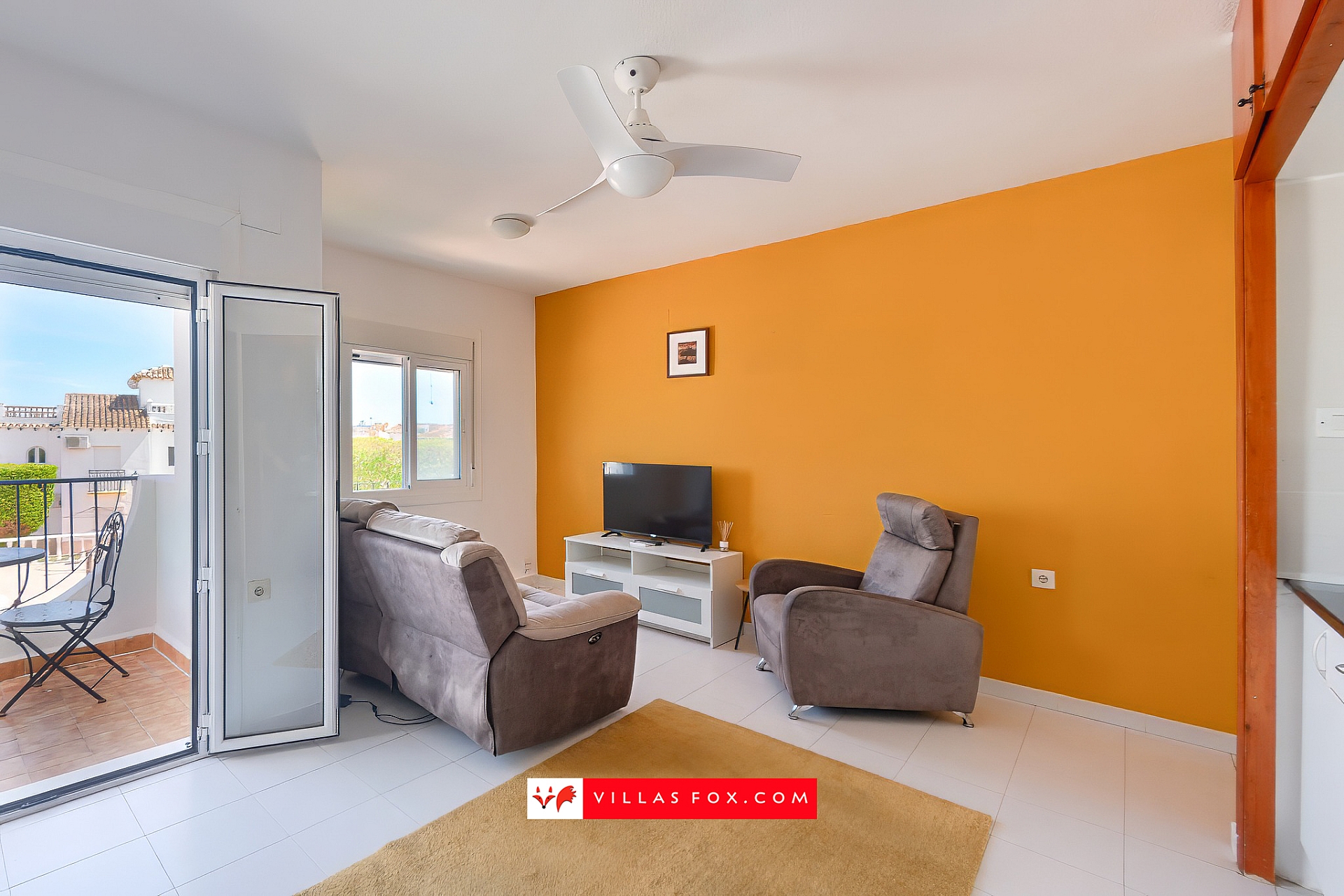 Mirador del Mediterraneo San Miguel de Salinas upper floor apartment for sale-18
