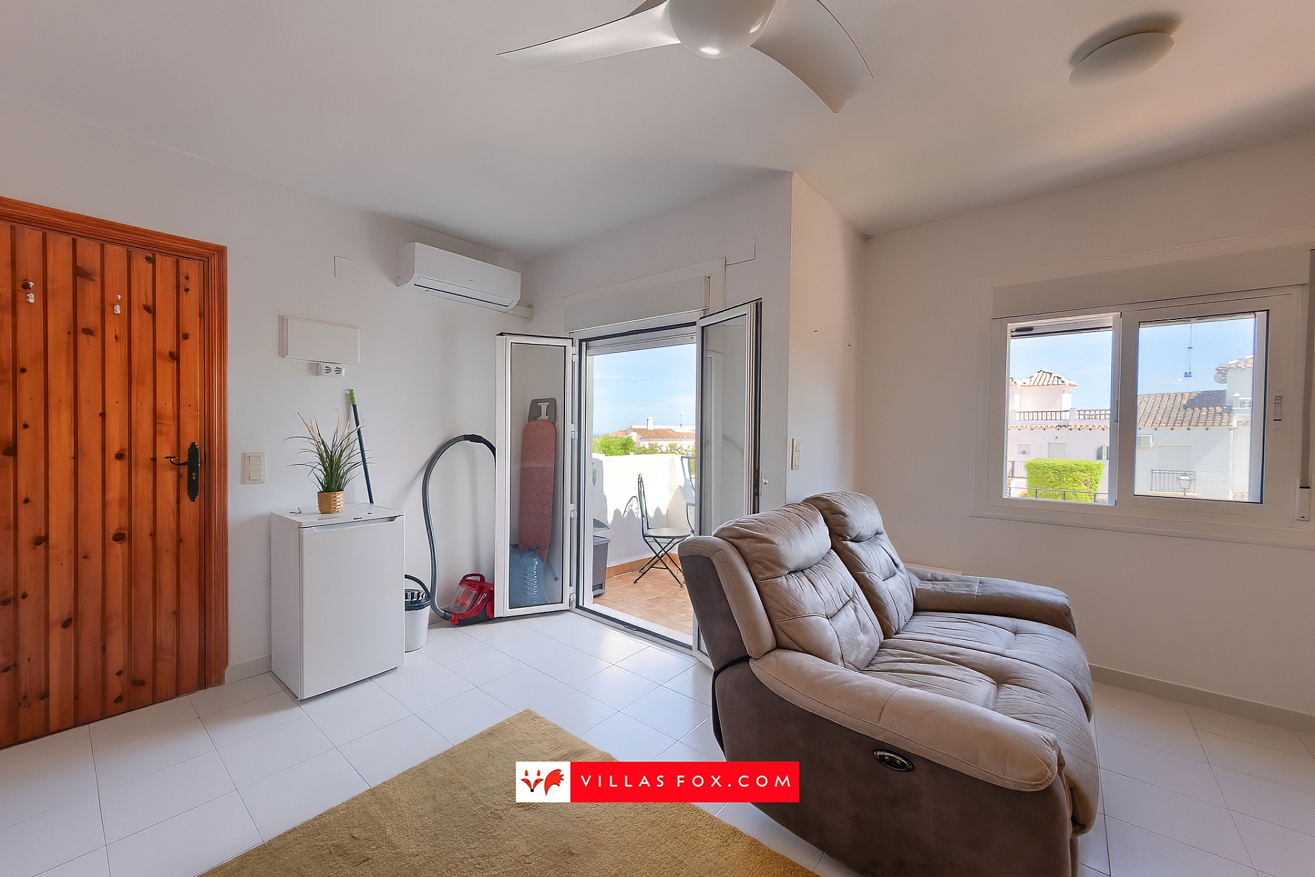 Mirador del Mediterraneo San Miguel de Salinas upper floor apartment for sale