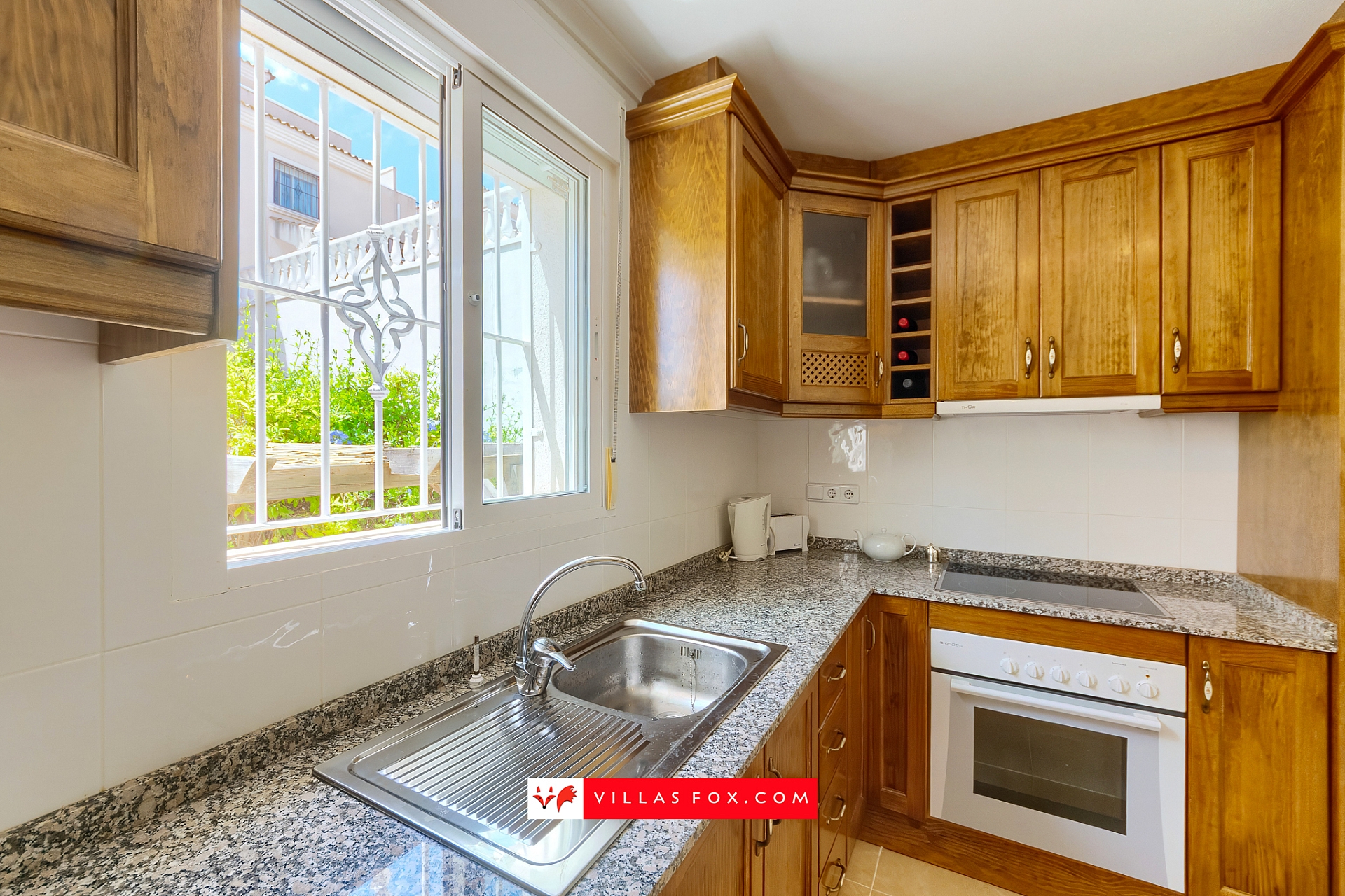 Los Alcores Mirador de San Miguel de Salinas villa for sale-13