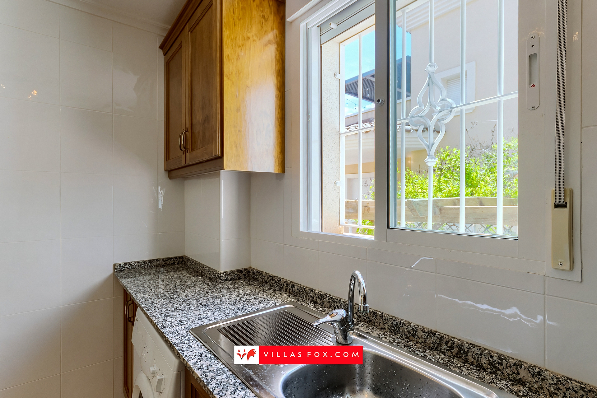Los Alcores Mirador de San Miguel de Salinas villa for sale-14