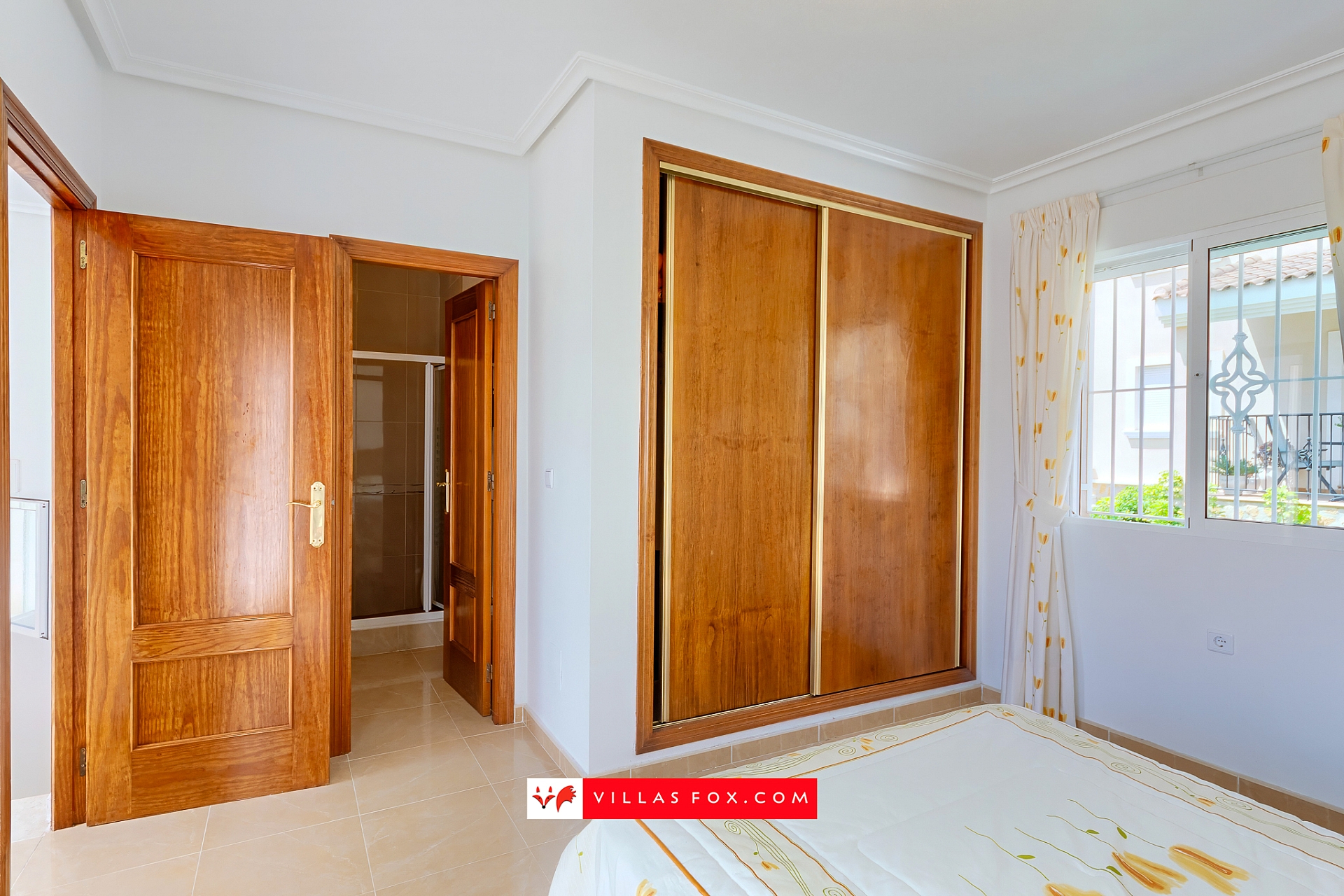 Los Alcores Mirador de San Miguel de Salinas villa for sale-21