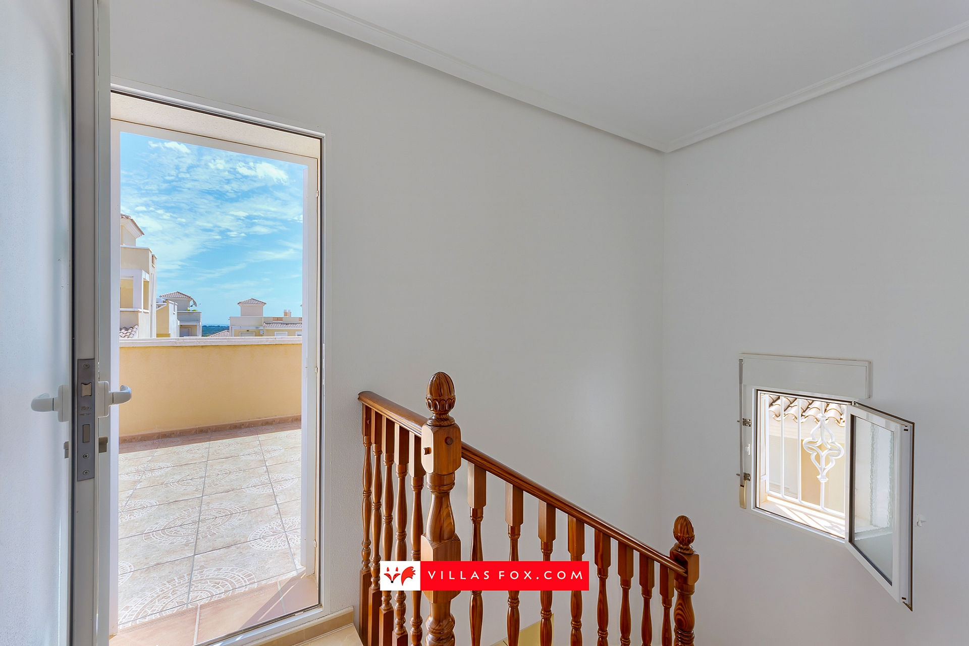 Los Alcores Mirador de San Miguel de Salinas villa for sale-22