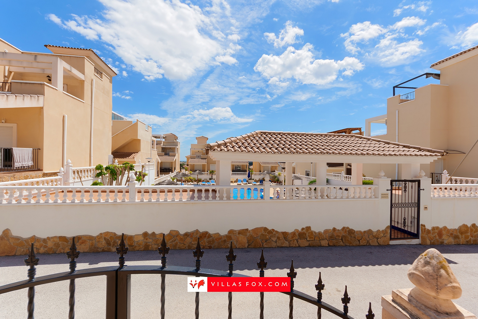 Los Alcores Mirador de San Miguel de Salinas villa for sale-43