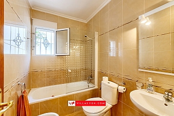 Los Alcores Mirador de San Miguel de Salinas villa for sale-9