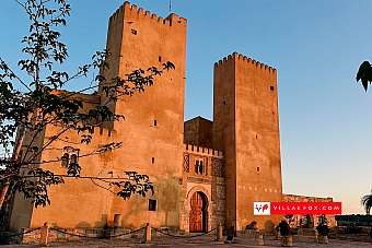 San Miguel de Salinas Castillo de Conesa Alingui Restaurant