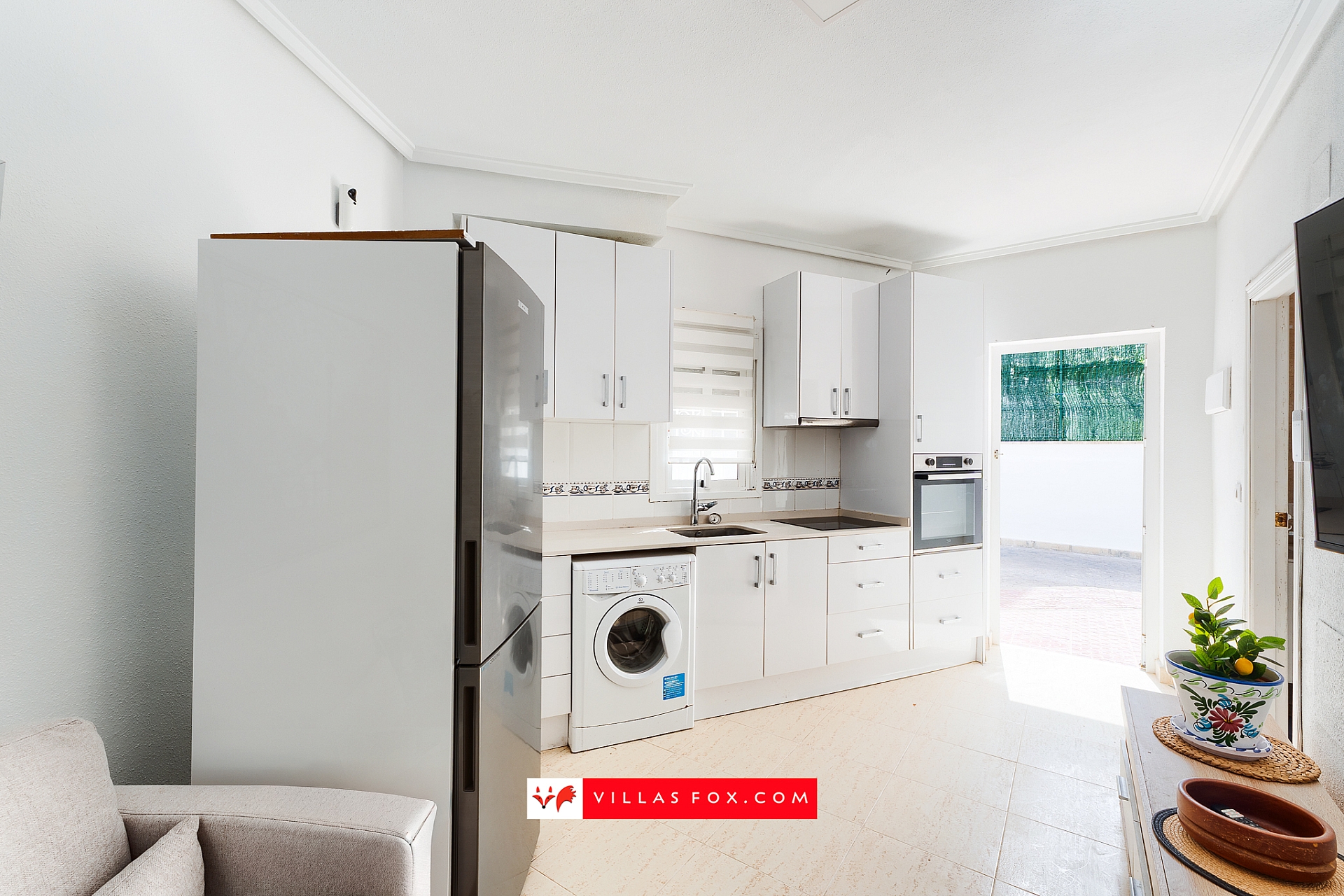 SOLD! Los Pinos ground-floor apartment with conservatory for sale, San Miguel de Salinas
