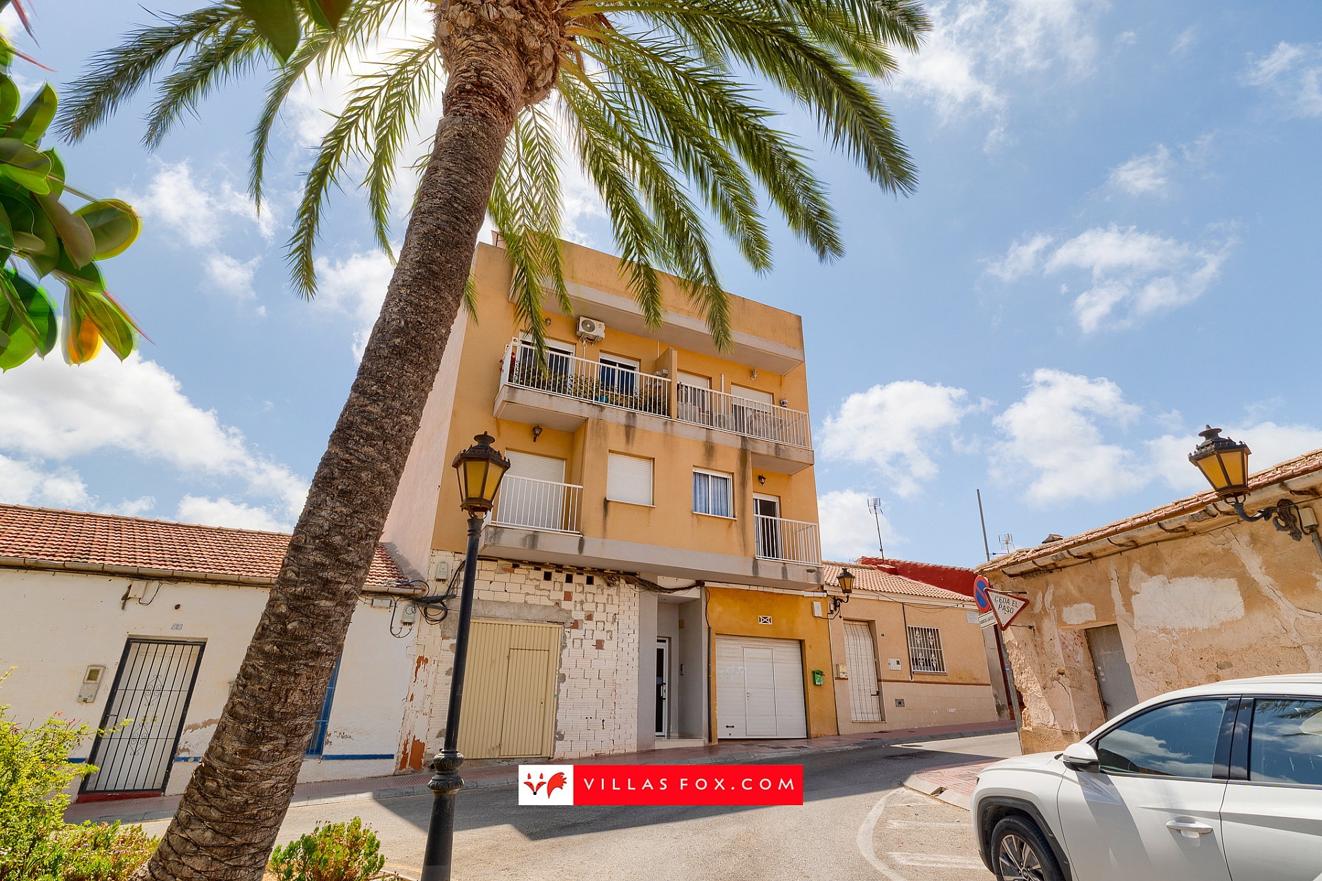 3-bedroom, 2-bathroom, first-floor apartment with lift, recently modernised, San Miguel de Salinas town centre