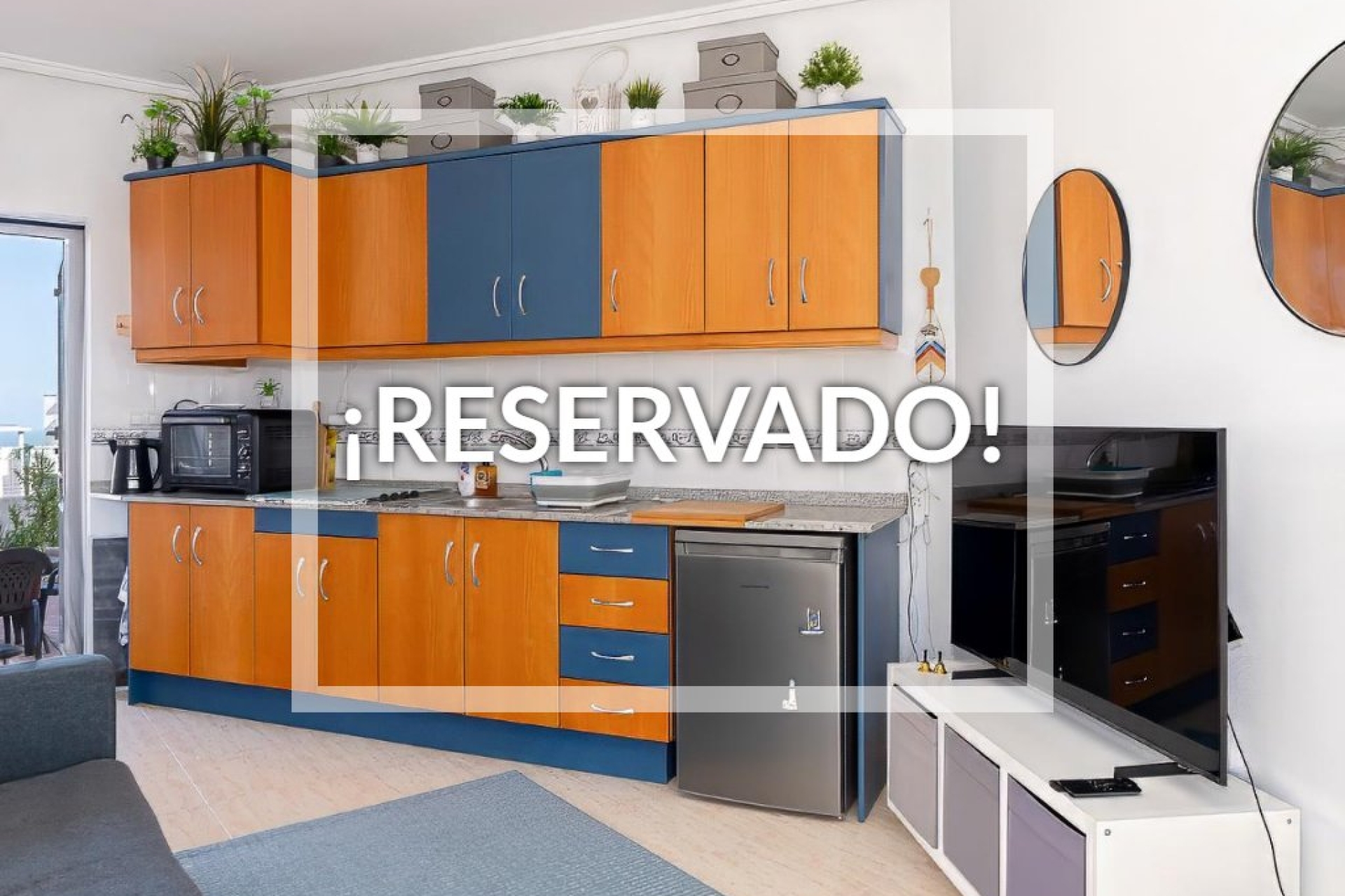 RESERVED! Los Pinos studio apartment, great views, Mirador de San Miguel
