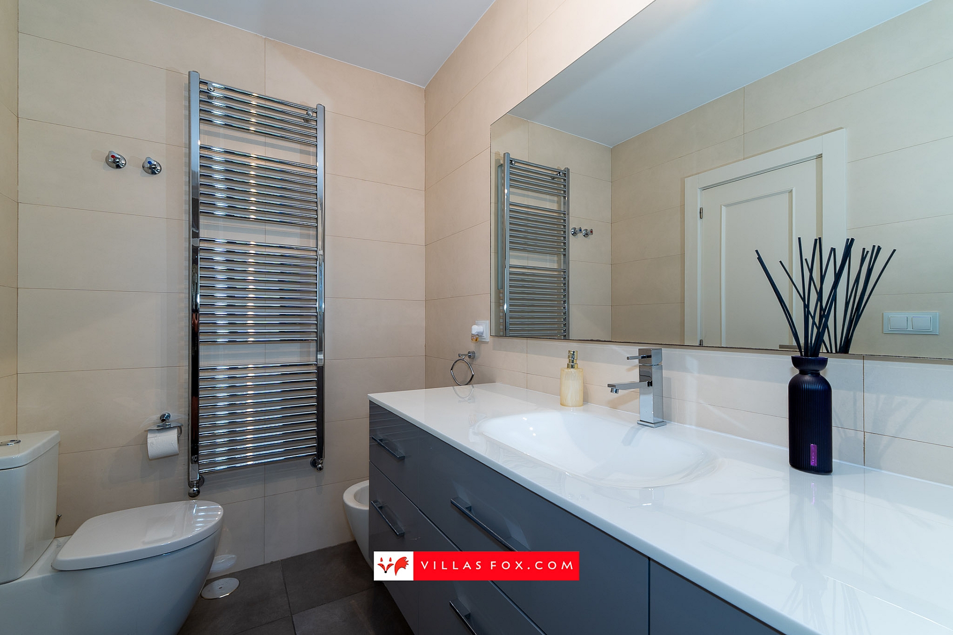 San Miguel de Salinas town centre townhouse for sale-24