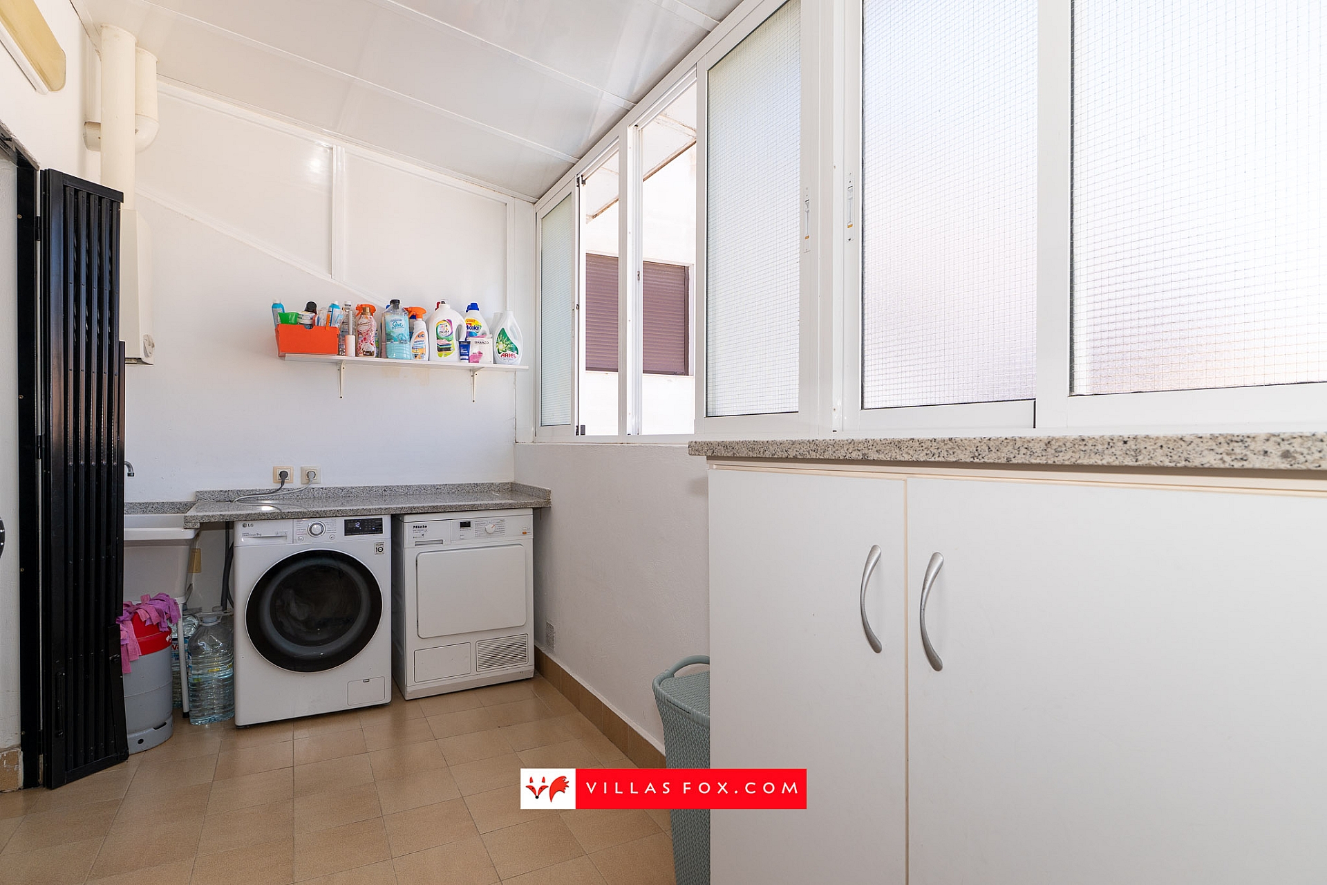 San Miguel de Salinas town centre townhouse for sale-26
