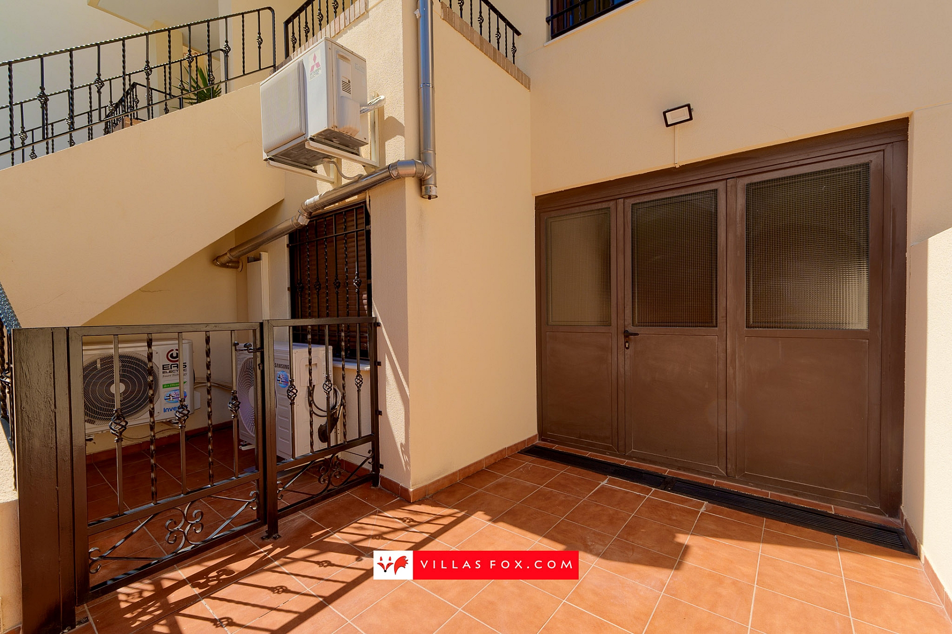 San Miguel de Salinas town centre townhouse for sale-36