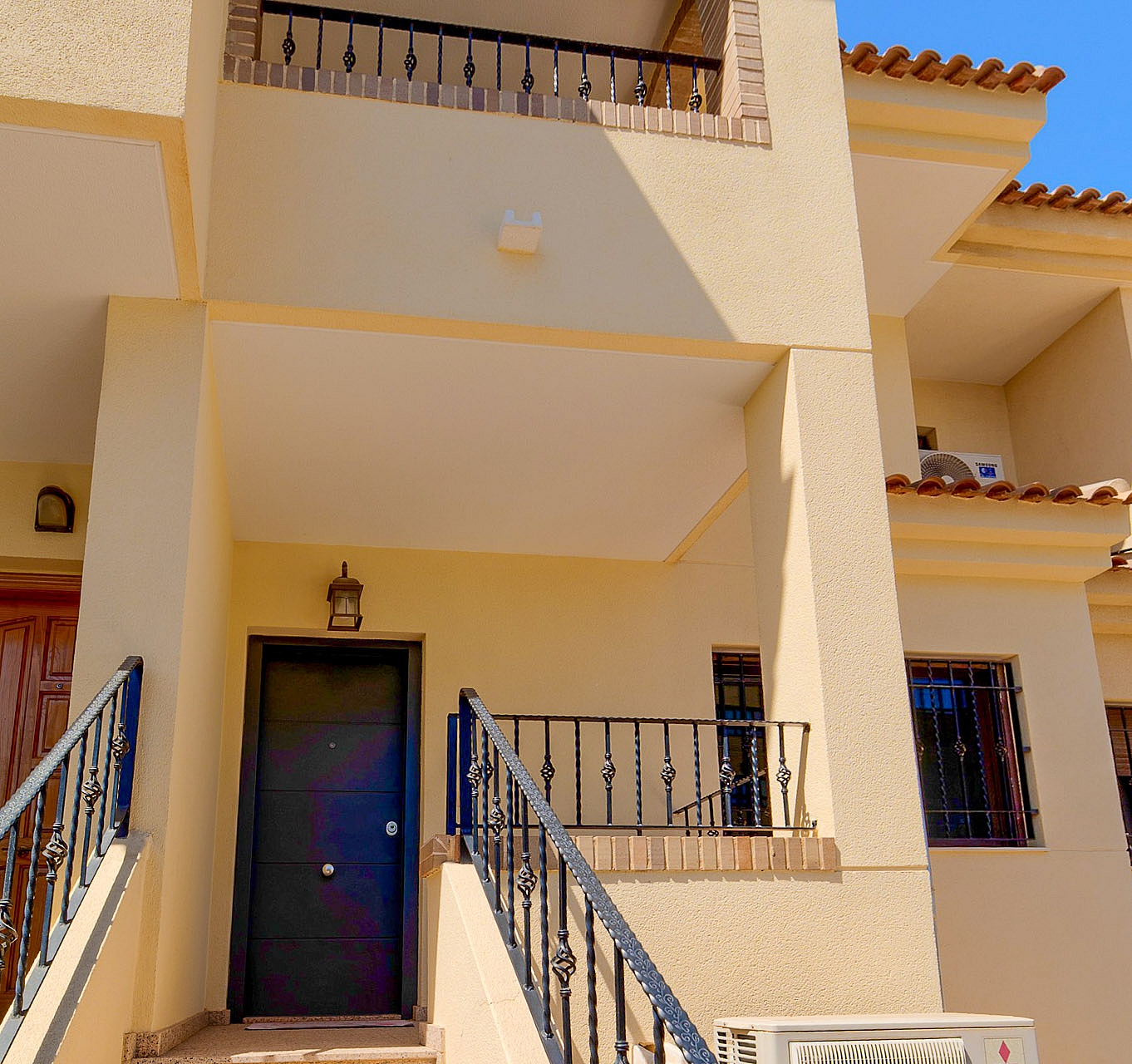 San Miguel de Salinas town centre townhouse for sale-38