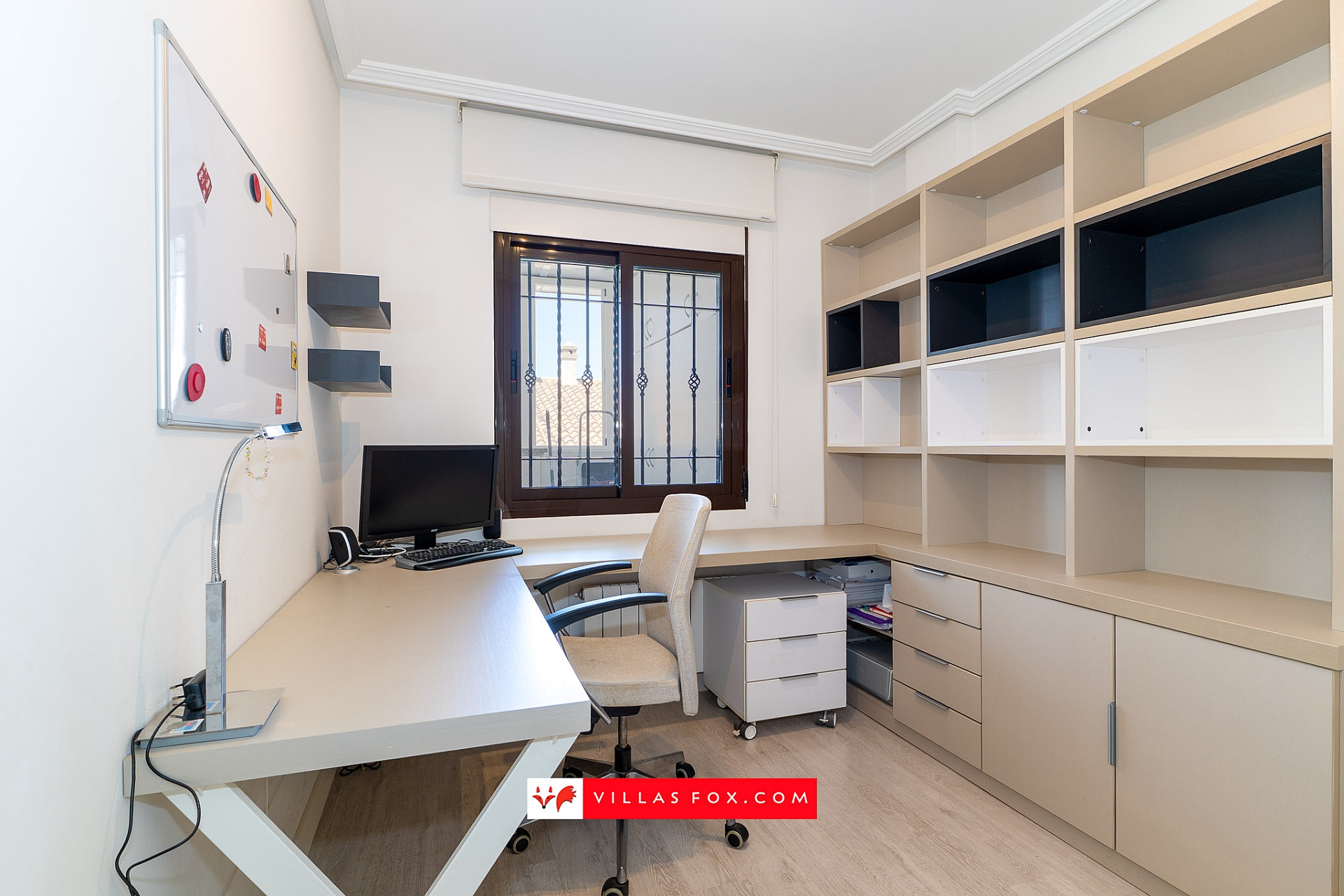 San Miguel de Salinas town centre townhouse for sale-7