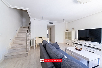 San Miguel de Salinas town centre townhouse for sale-5