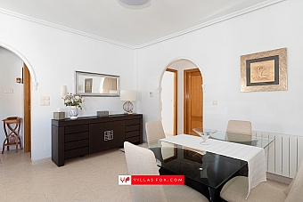 Bigastro detached villa with pool for sale-6