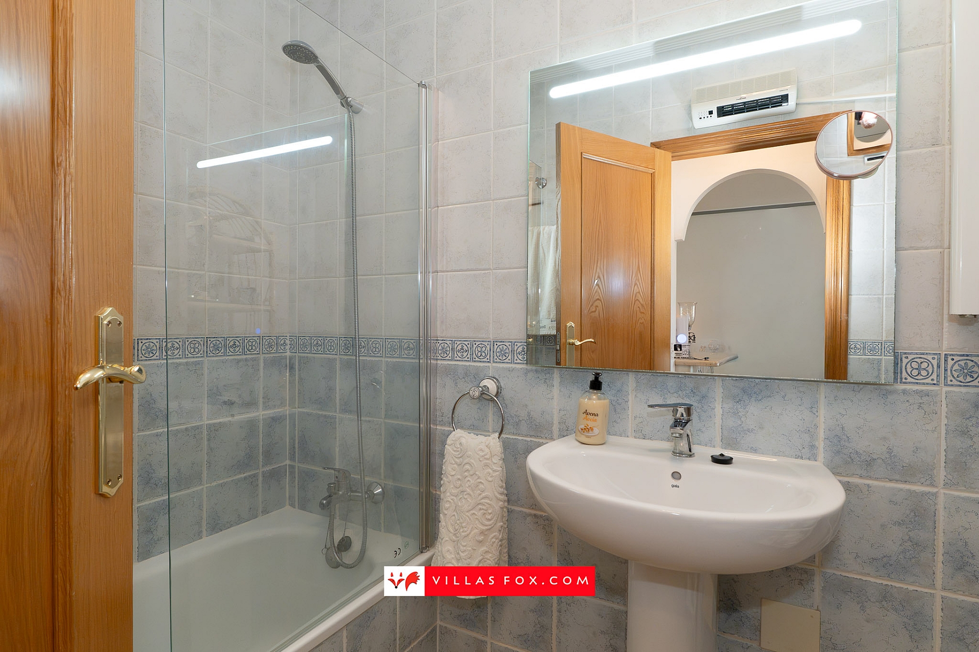 Costa Paraiso IV top-floor apartment with private solarium and garage space for sale, San Miguel de Salinas-22