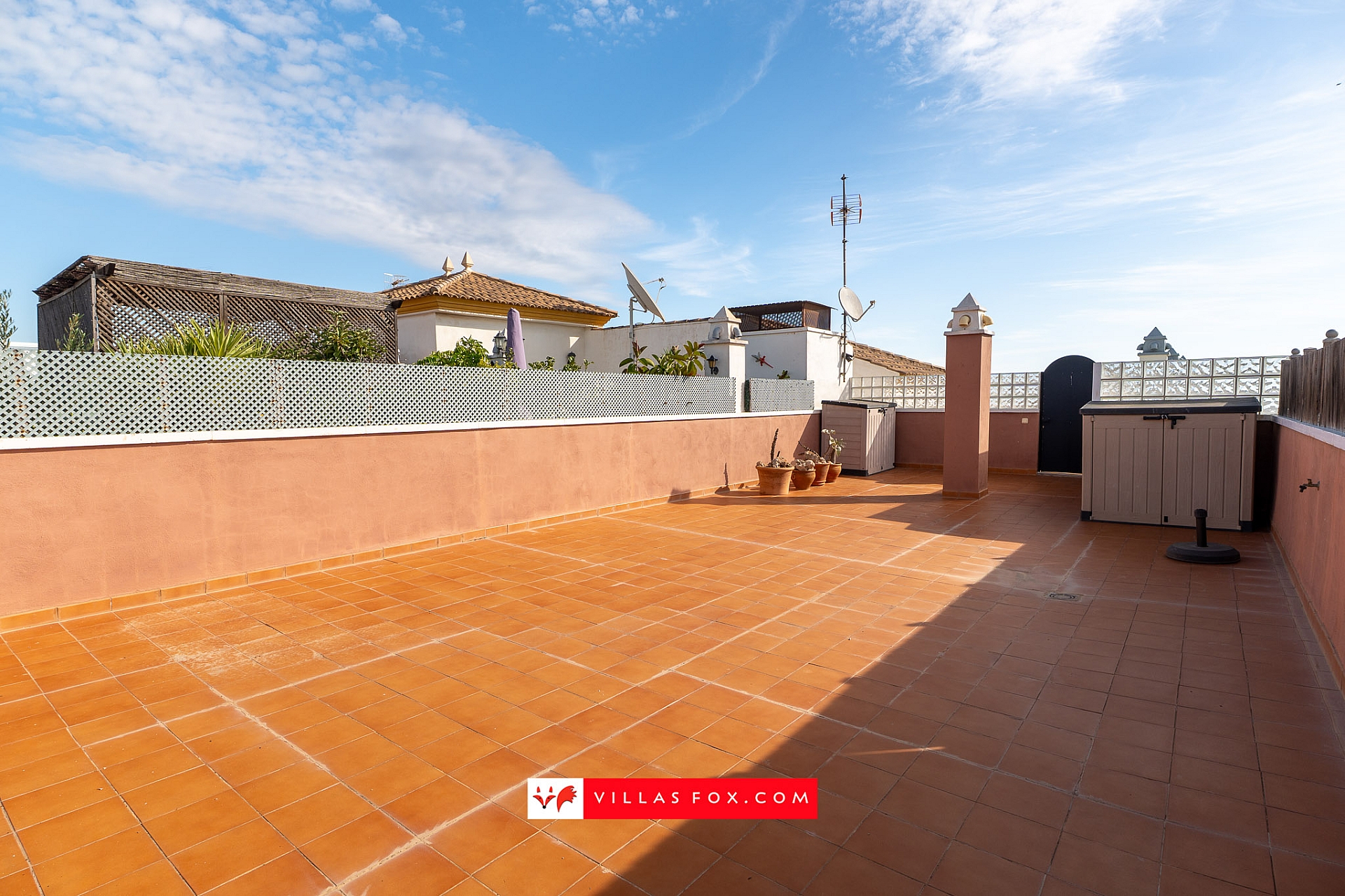 Costa Paraiso IV top-floor apartment with private solarium and garage space for sale, San Miguel de Salinas-4