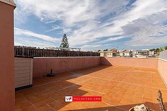 Costa Paraiso IV top-floor apartment with private solarium and garage space for sale, San Miguel de Salinas-2