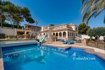 25017, Orihuela Costa 6-bedroom luxury villa with sauna, lift, pool on