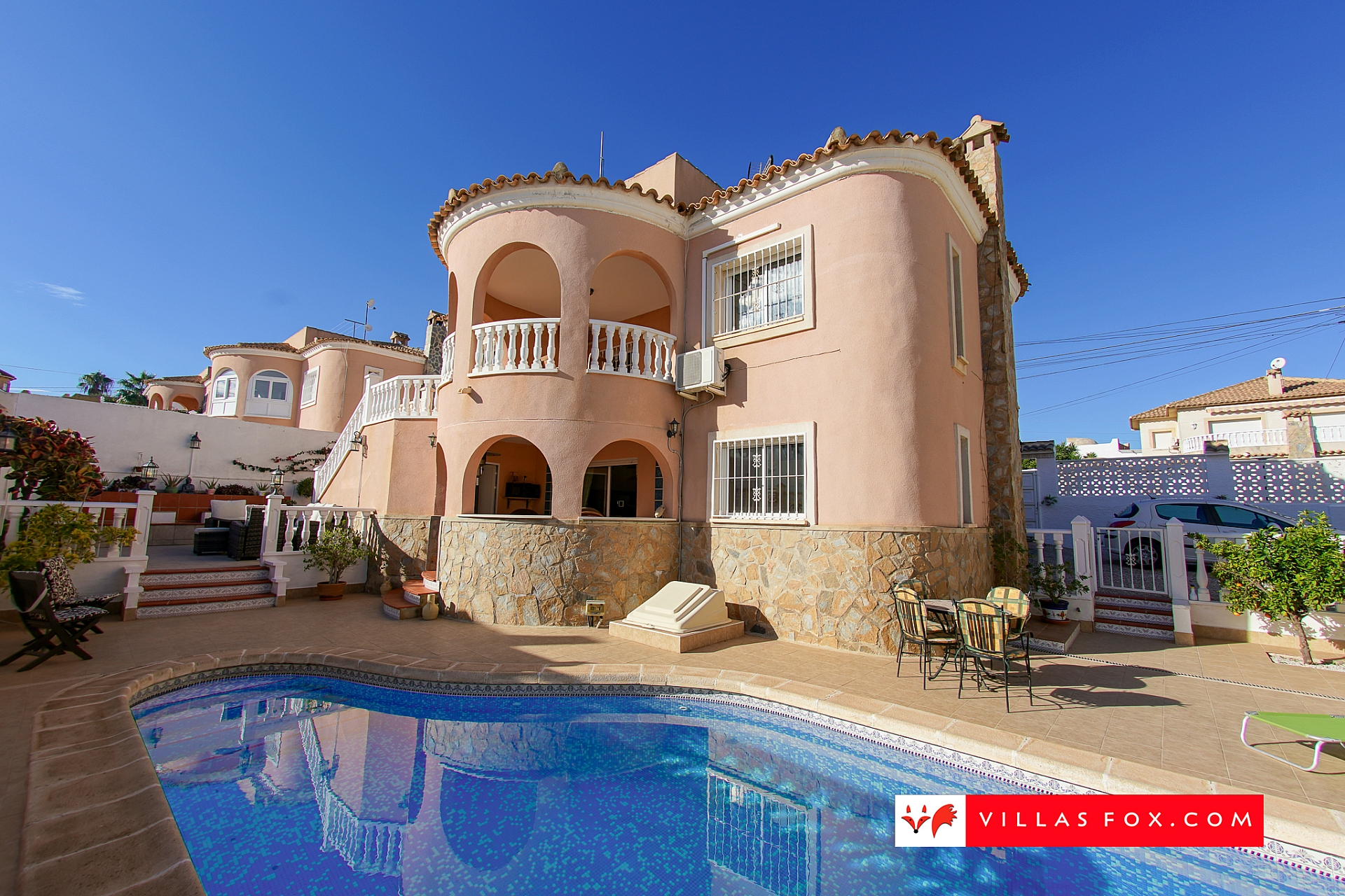 5-bedroom, 5-bathroom villa on 2 levels, private pool, Blue Lagoon, Orihuela Costa