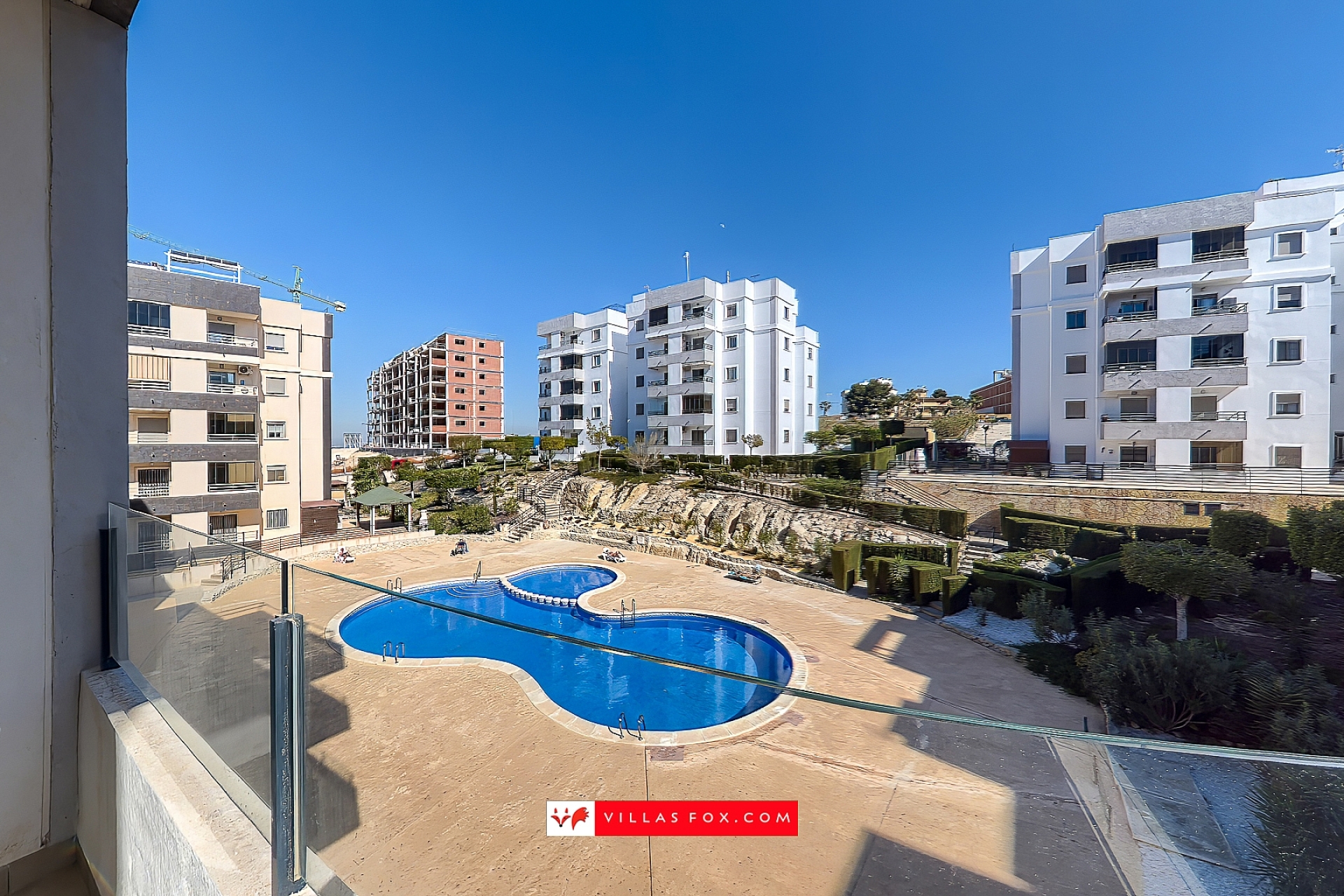 Res. Angelina 2nd floor modern apartment facing pool, San Miguel de Salinas