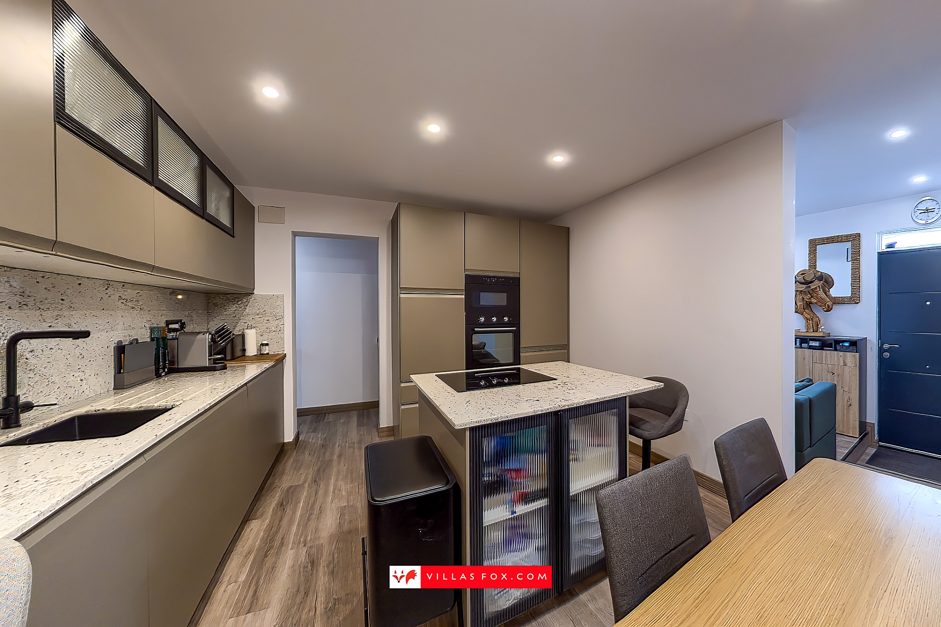 San Miguel de Salinas modern townhouse with 4 bedrooms, town centre